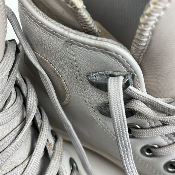 Converse High Top Sneaker Boot Chuck Taylor All Star Leather Waterproof Beige - Picture 14 of 16